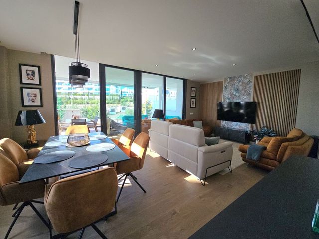 2 soverom Leilighet til salgs i Playa de los Boliches, Fuengirola med svømmebasseng garasje - € 590 000 (Ref: 10125987)