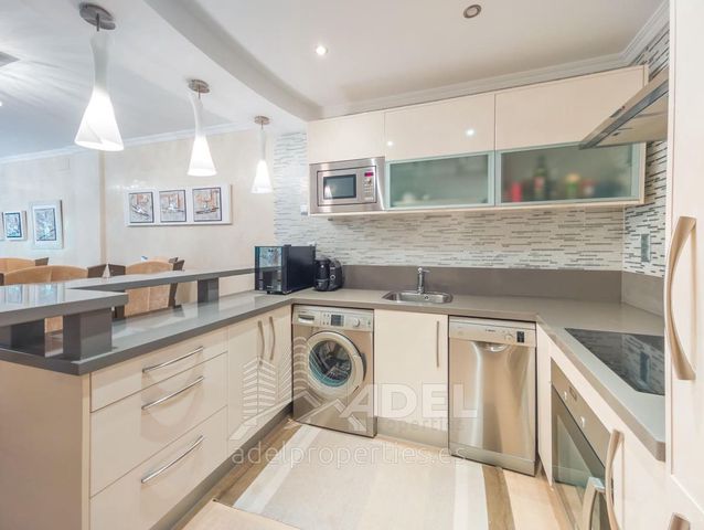 2 makuuhuone Huoneisto myytävänä paikassa Campoamor, Orihuela mukana uima-altaan 
autotalli - 242 000 € (Ref: 10125999)