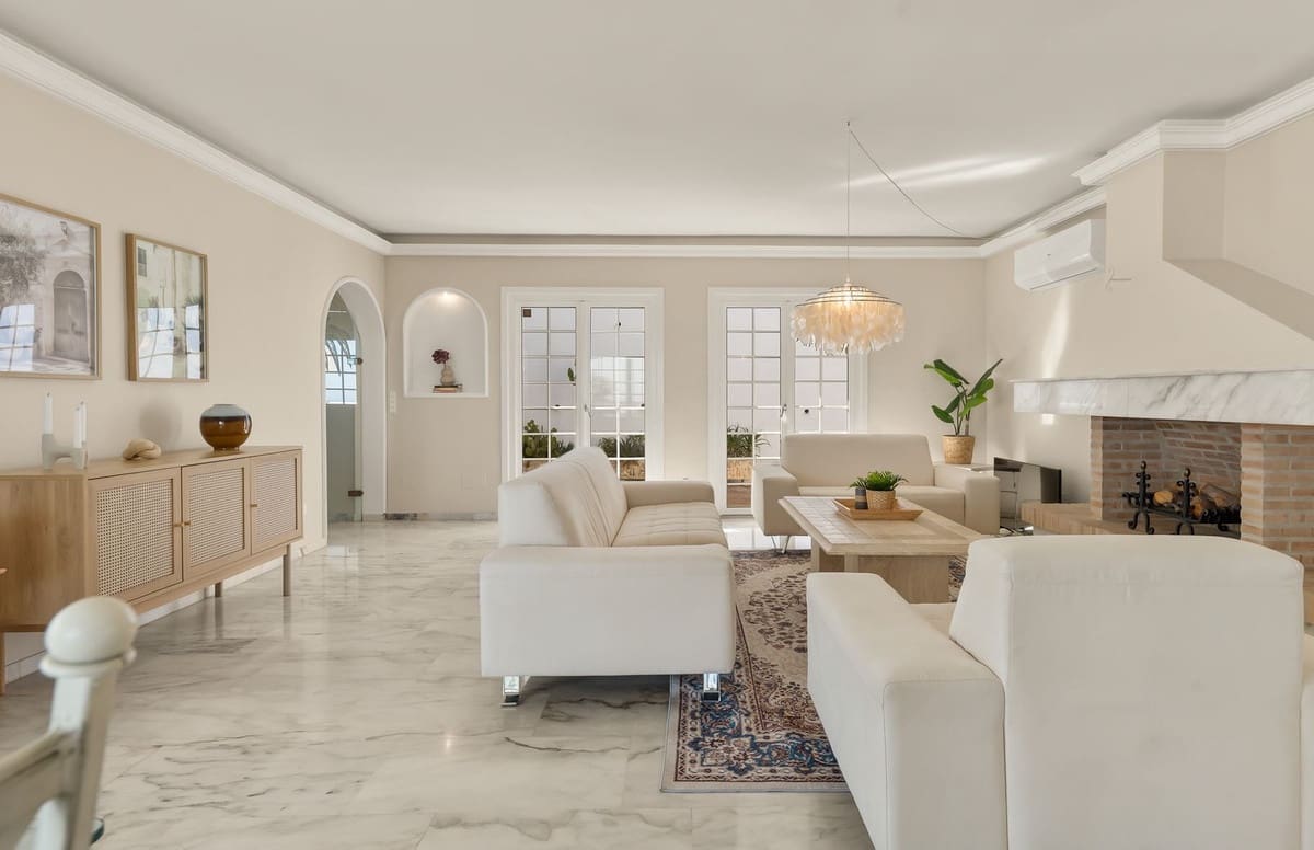 5 soverom Villa til salgs i Mijas med svømmebasseng - € 1 695 000 (Ref: 10126000)