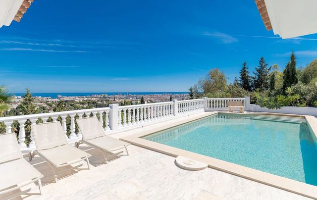 5 Zimmer Villa zu verkaufen in Mijas Golf, Mijas mit Pool - 1.695.000 € (Ref: 10126000)