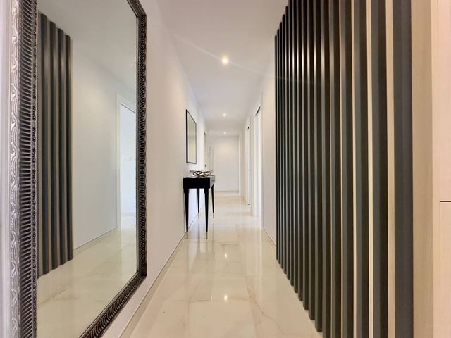 Apartamento de 3 habitaciones en Playa Flamenca, Orihuela en venta con piscina garaje - 589.900 € (Ref: 10126621)