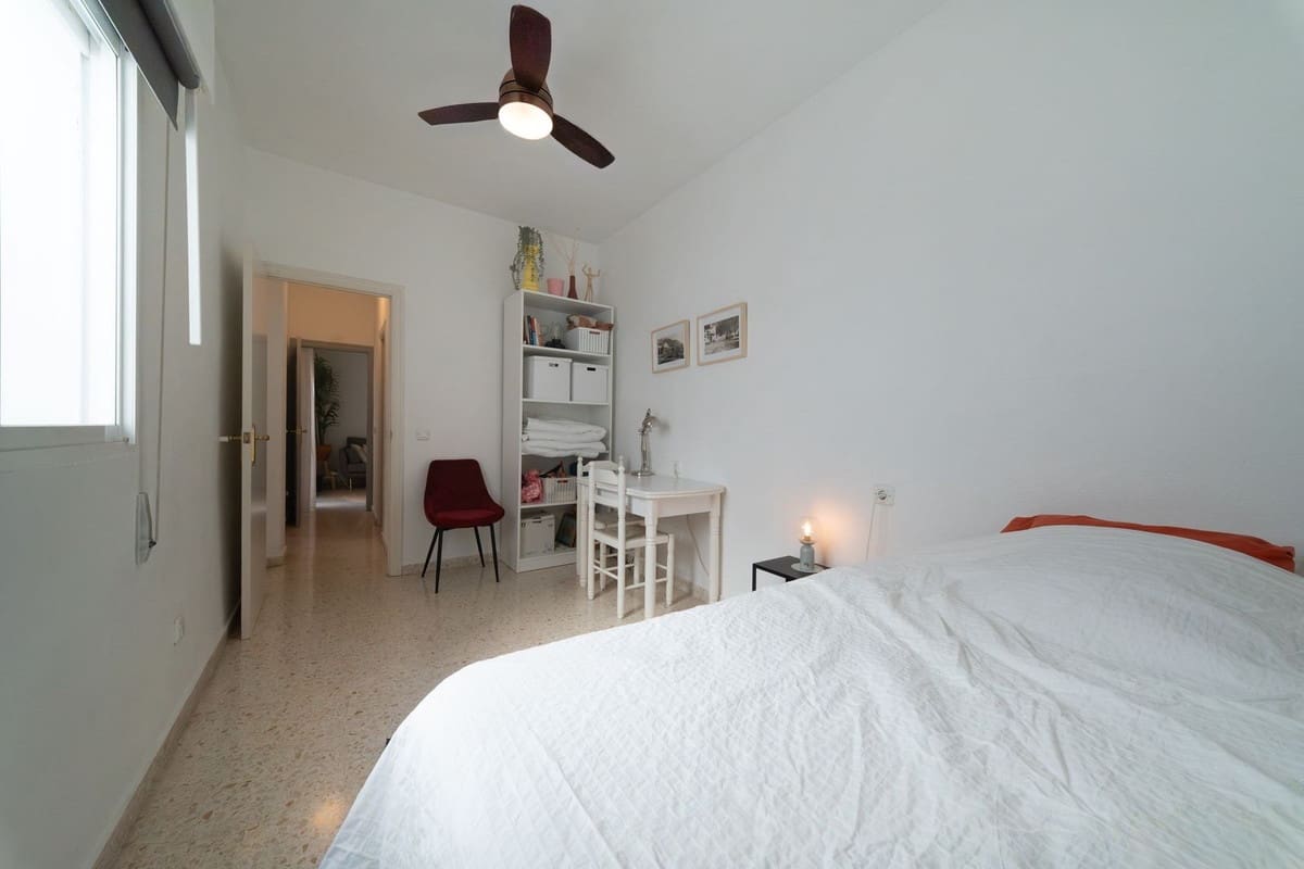 2 sovrum Lägenhet till salu i Malaga stad - 272 000 € (Ref: 10126663)