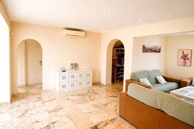 5 camera da letto Villa in vendita in Río Real, Marbella con piscina garage - 1.595.000 € (Rif: 10126667)