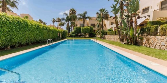 Casa de 2 habitaciones en Roda, San Javier en venta con piscina garaje - 235.000 € (Ref: 10126679)