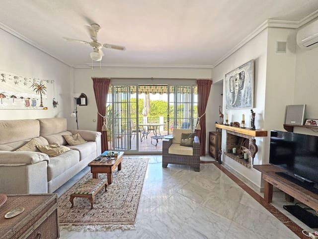 2 soveværelse Byhus til salg i Cabopino, Marbella med swimmingpool garage - € 525.000 (Ref: 10126692)