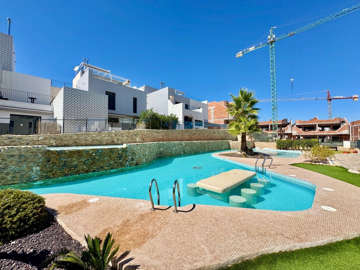 2 soveværelse Lejlighed til salg i Orihuela med swimmingpool garage - € 220.000 (Ref: 10126697)