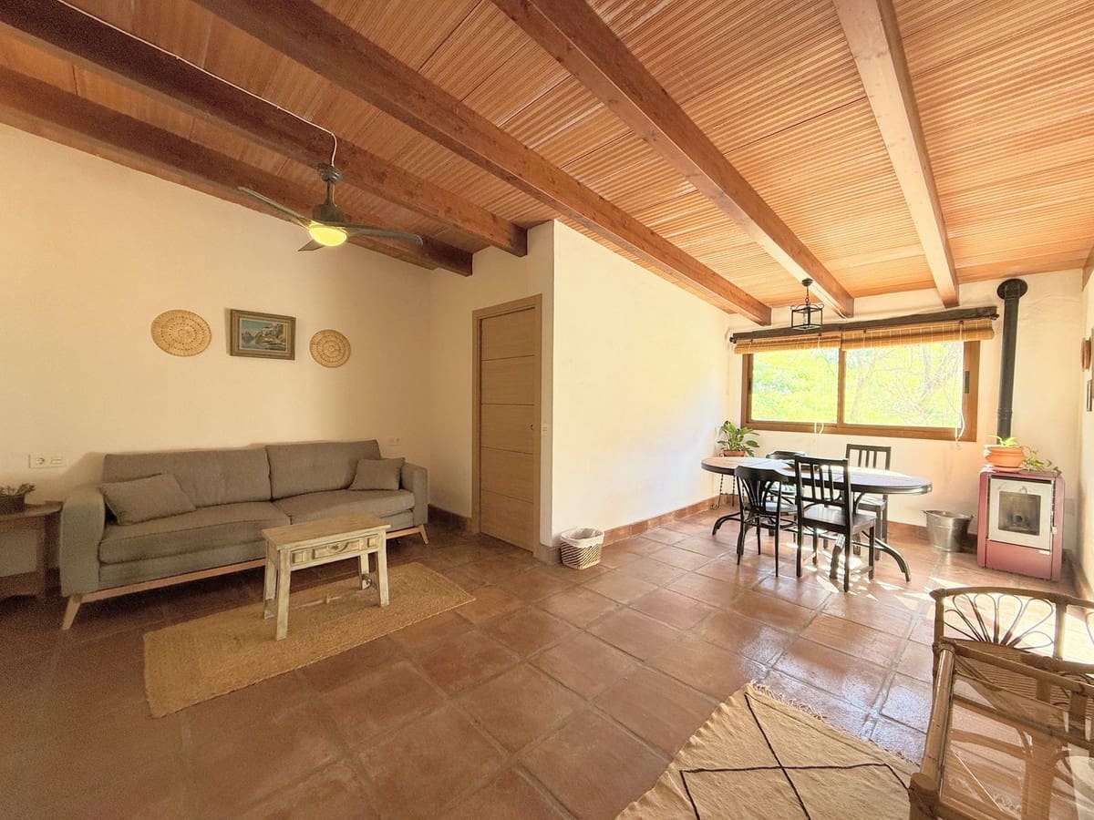 6 bedroom Villa for sale in Casares with pool garage - € 1,850,000 (Ref: 10126707)