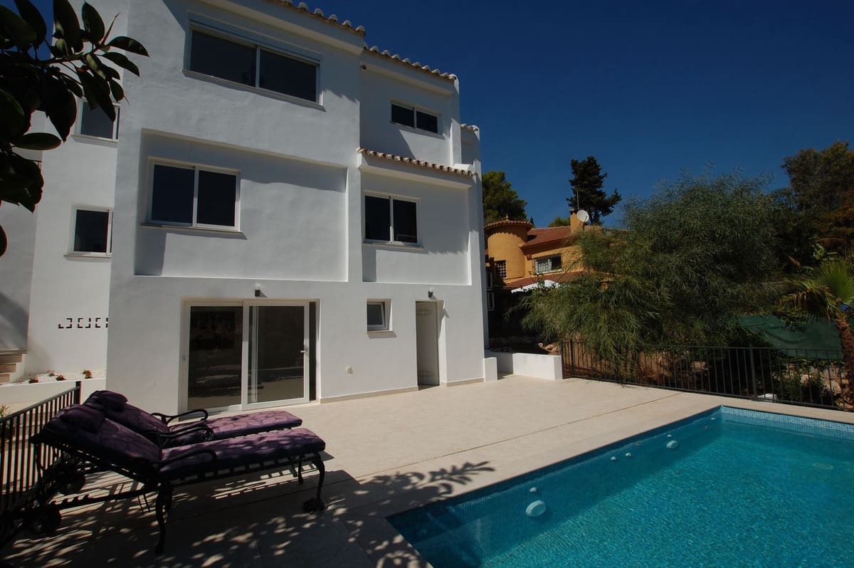 5 soverom Villa til salgs i Mijas med svømmebasseng garasje - € 960 000 (Ref: 10126712)