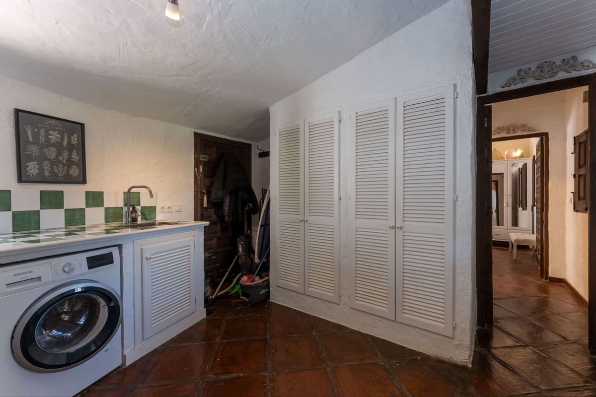 3 slaapkamer Finca/Landhuis te koop in Alhaurin el Grande met zwembad garage - € 845.000 (Ref: 10126715)