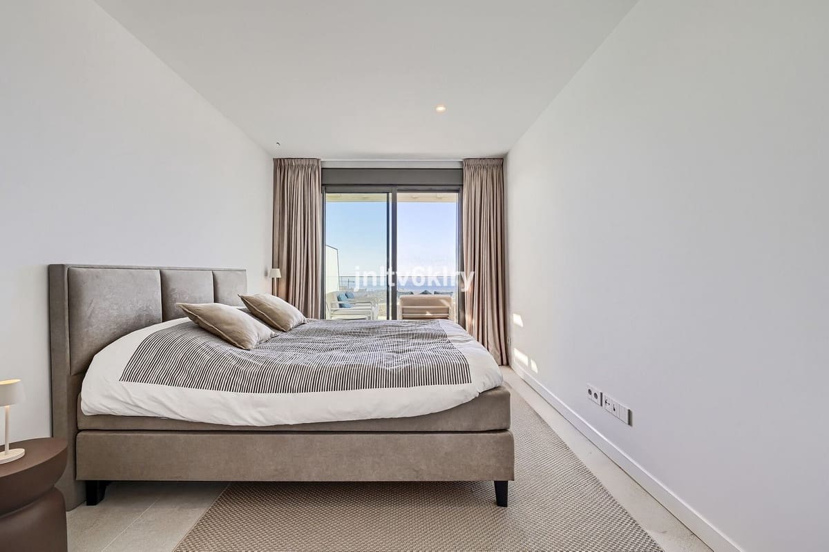 3 soverom Leilighet til salgs i New Golden Mile med svømmebasseng garasje - € 985 000 (Ref: 10126761)