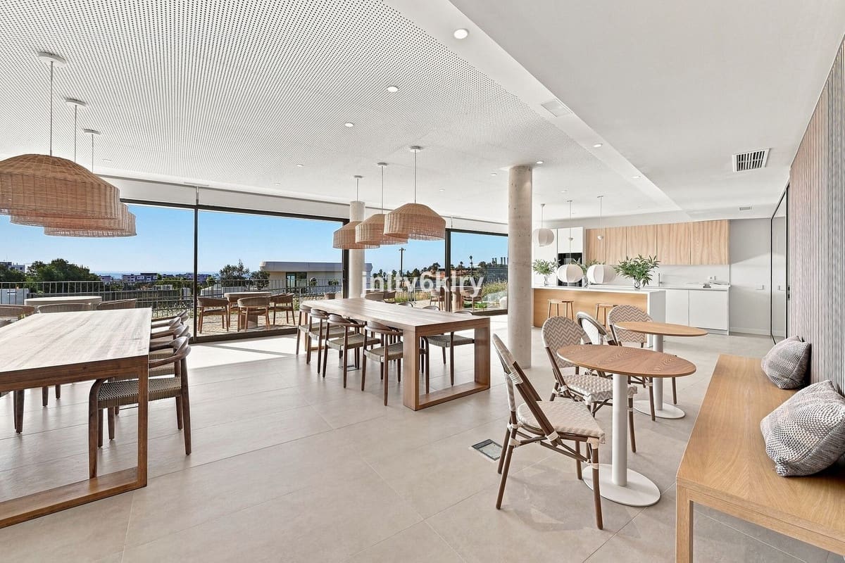 3 soverom Leilighet til salgs i New Golden Mile med svømmebasseng garasje - € 985 000 (Ref: 10126761)
