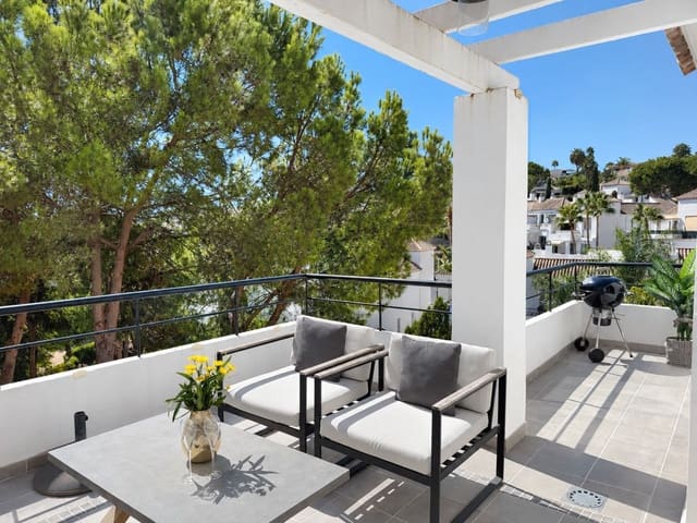 2 sypialnia Apartament na sprzedaż w Los Naranjos, Marbella z basenem garażem - 425 000 € (Ref: 10126769)