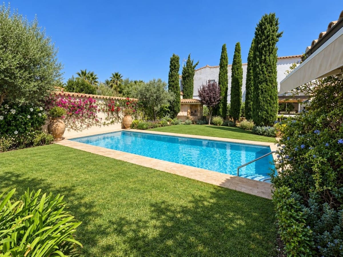 3 sovrum Villa till salu i Manilva med pool - 900 000 € (Ref: 10126770)