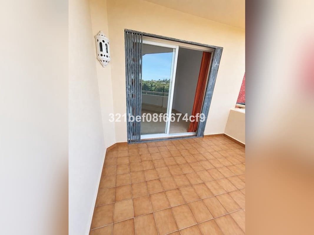 1 sovrum Lägenhet till salu i Estepona med pool - 223 000 € (Ref: 10126805)