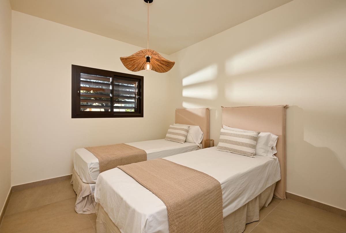 Apartamento de 2 habitaciones en Fuengirola en venta con piscina garaje - 685.000 € (Ref: 10126810)