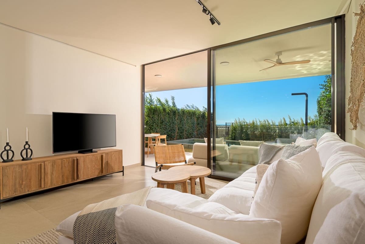 Apartamento de 2 habitaciones en Fuengirola en venta con piscina garaje - 685.000 € (Ref: 10126810)