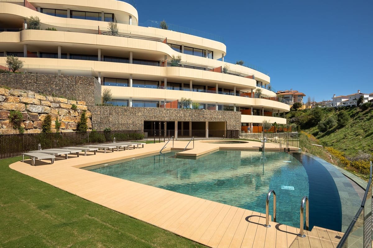 2 quarto Apartamento para venda em Fuengirola com piscina garagem - 649 000 € (Ref: 10126821)