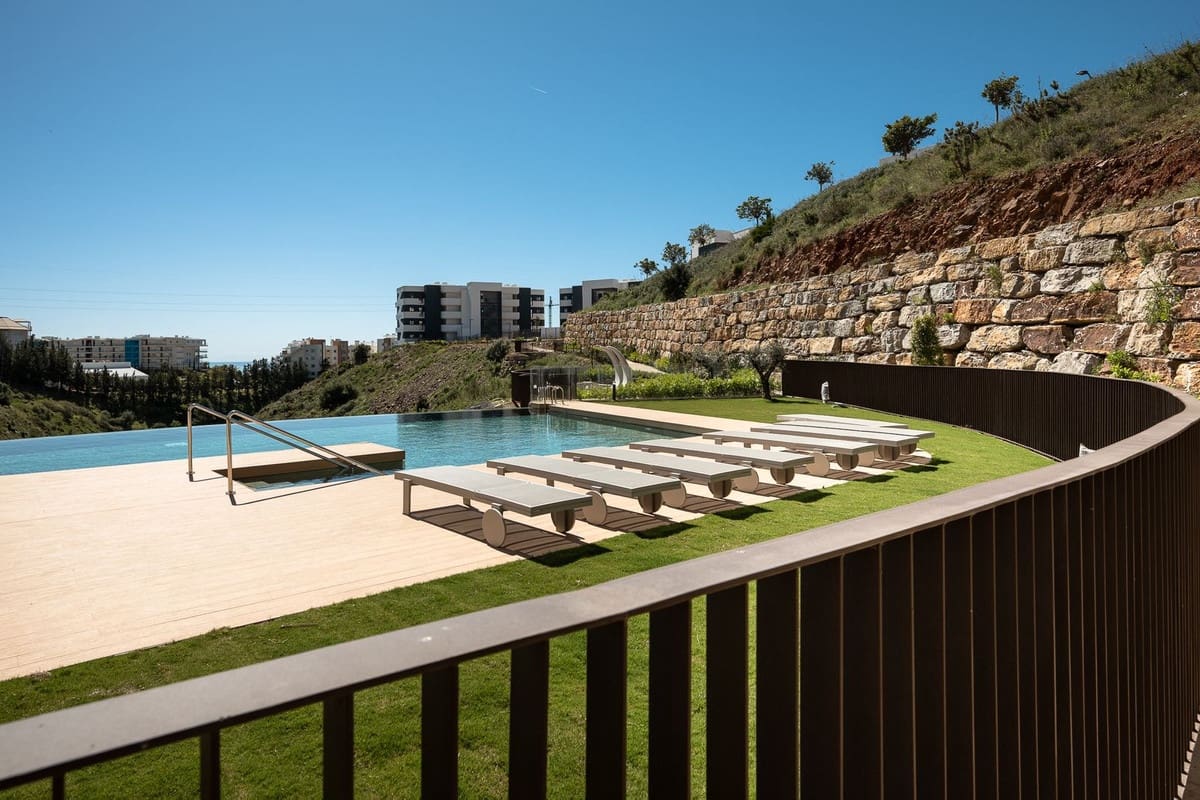 2 slaapkamer Appartement te koop in Fuengirola met zwembad garage - € 689.000 (Ref: 10126827)