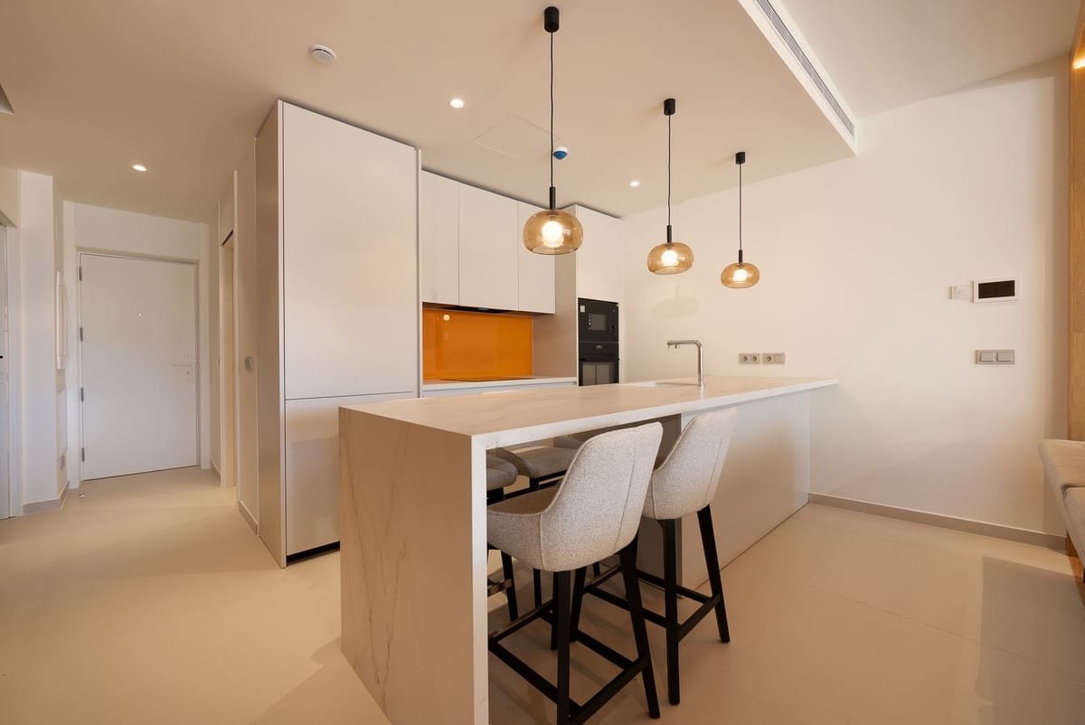 2 slaapkamer Appartement te koop in Fuengirola met zwembad garage - € 689.000 (Ref: 10126827)