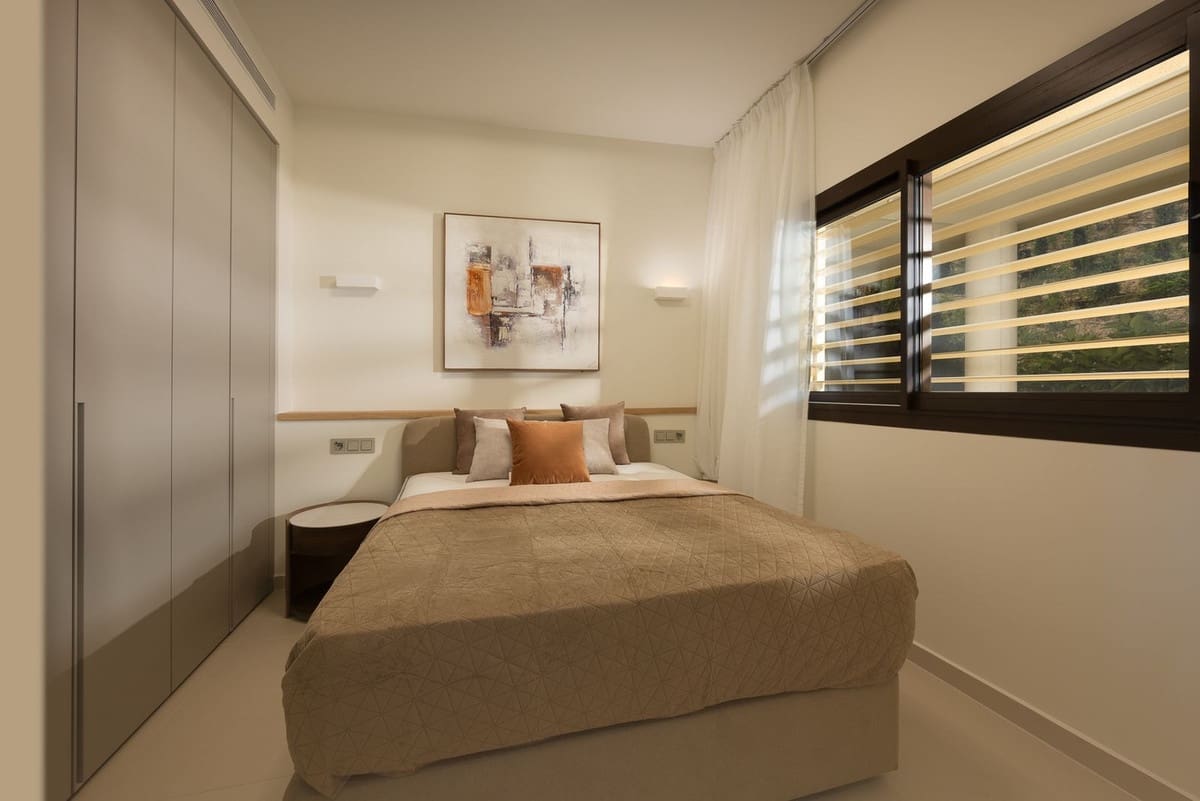 2 slaapkamer Appartement te koop in Fuengirola met zwembad garage - € 689.000 (Ref: 10126827)