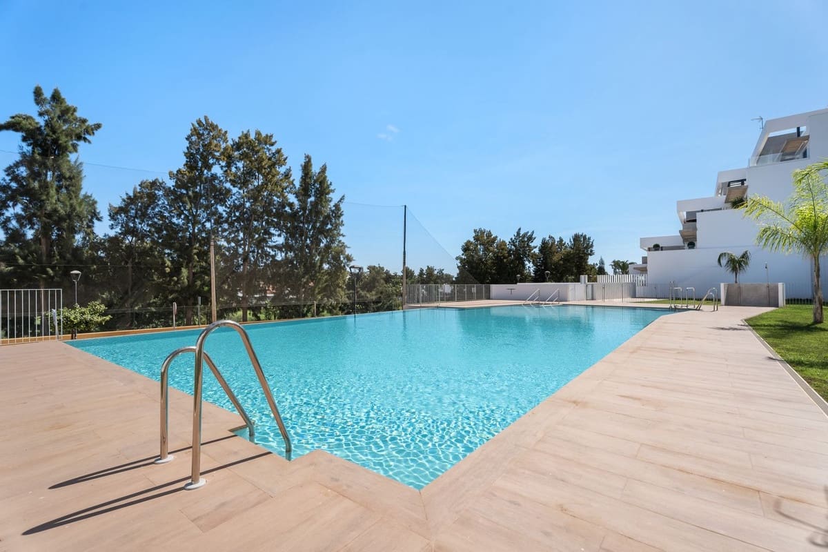 4 makuuhuone Huoneisto myytävänä paikassa La Cala de Mijas mukana uima-altaan 
autotalli - 895 000 € (Ref: 10126830)