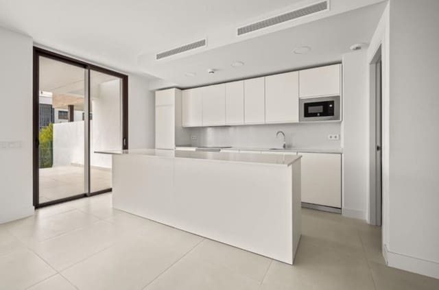 3 quarto Apartamento para venda em Torreblanca, Fuengirola com piscina garagem - 699 000 € (Ref: 10126837)