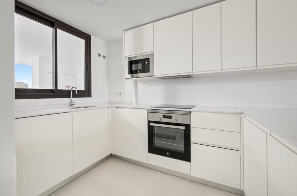 2 Zimmer Apartment zu verkaufen in Fuengirola mit Pool Garage - 599.000 € (Ref: 10126839)
