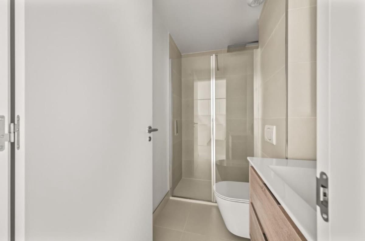 2 Zimmer Apartment zu verkaufen in Fuengirola mit Pool Garage - 599.000 € (Ref: 10126839)