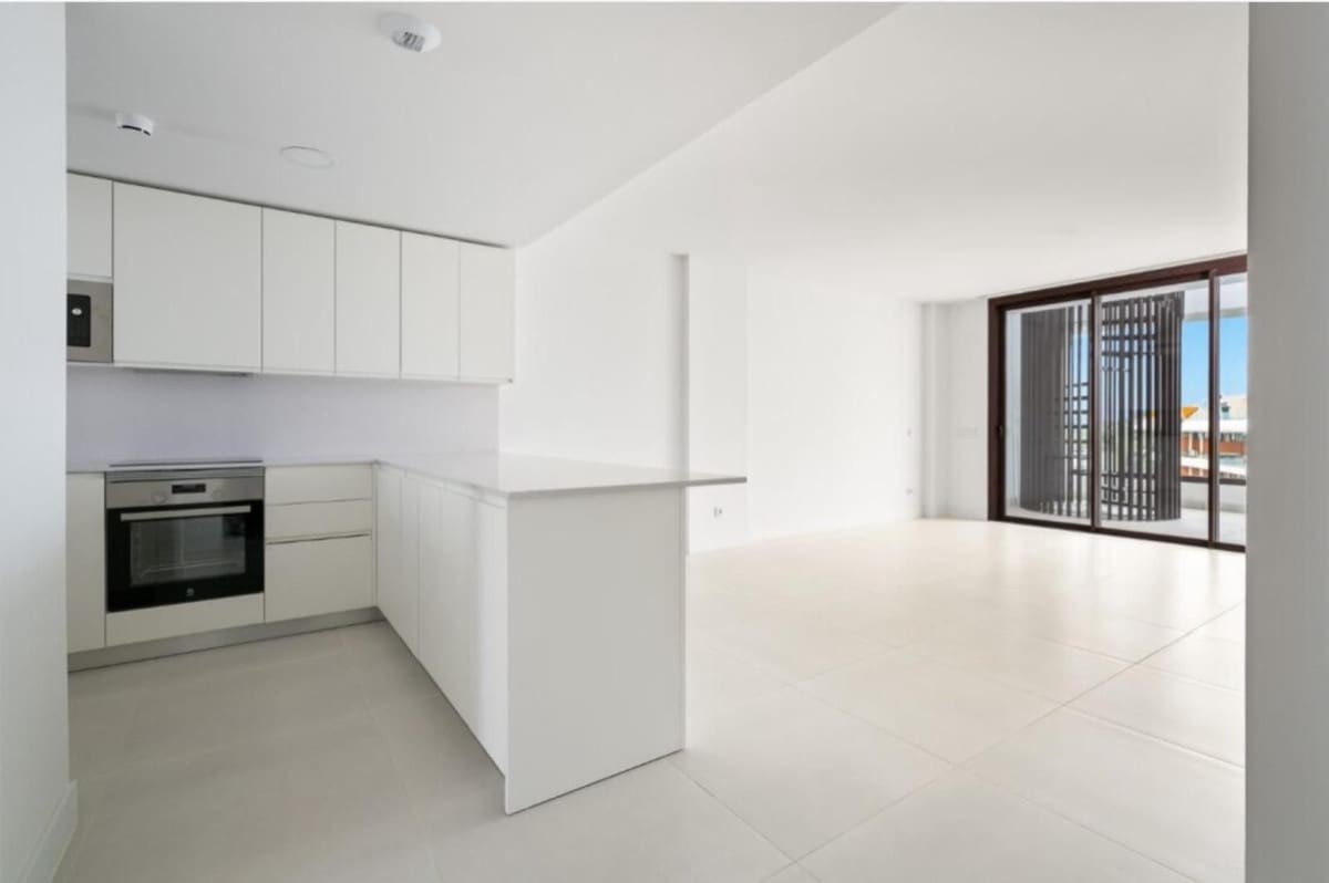 2 Zimmer Apartment zu verkaufen in Fuengirola mit Pool Garage - 599.000 € (Ref: 10126839)