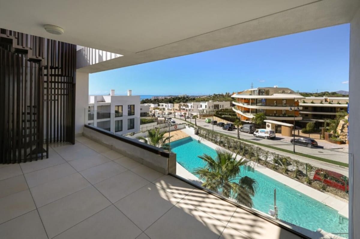 2 Zimmer Apartment zu verkaufen in Fuengirola mit Pool Garage - 599.000 € (Ref: 10126839)