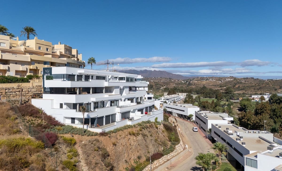 4 quarto Apartamento para venda em La Cala de Mijas com piscina garagem - 940 000 € (Ref: 10126842)