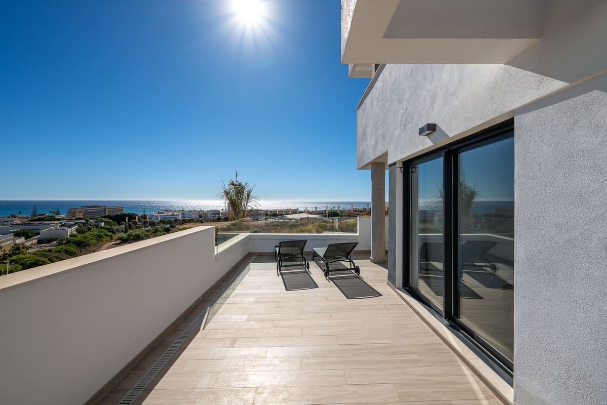 4 quarto Apartamento para venda em La Cala de Mijas com piscina garagem - 940 000 € (Ref: 10126842)