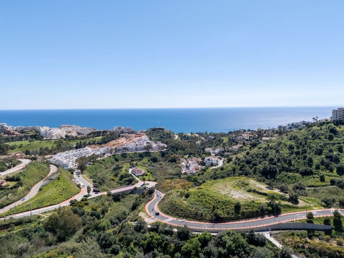 6 makuuhuone Huvila myytävänä paikassa Benalmadena mukana uima-altaan 
autotalli - 2 595 000 € (Ref: 10126851)
