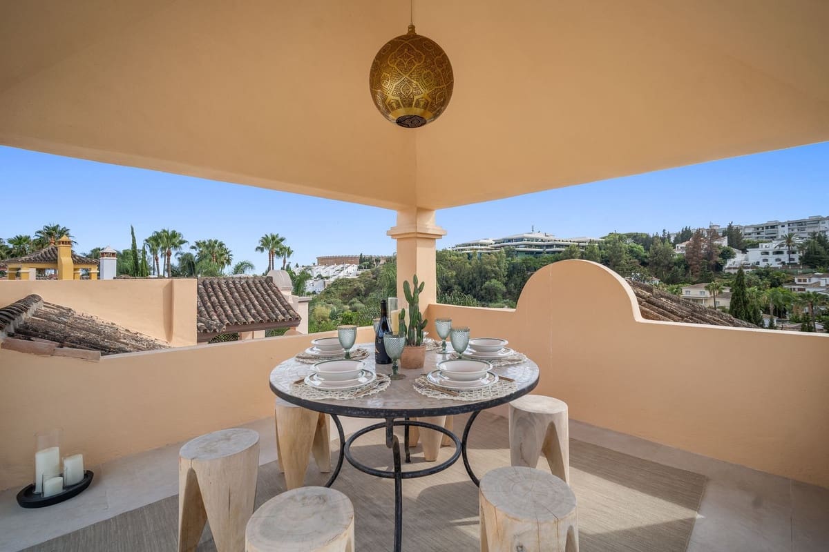 5 soveværelse Villa til salg i Marbella med swimmingpool garage - € 2.475.000 (Ref: 10126864)