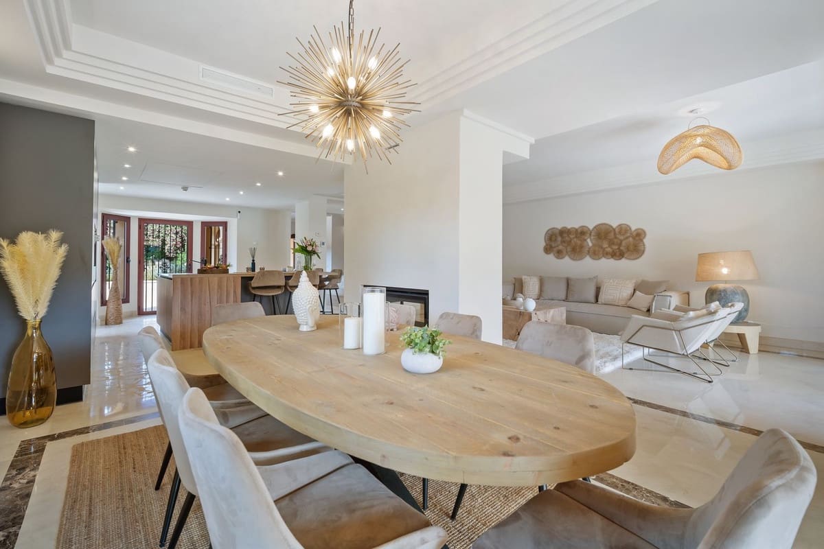5 soveværelse Villa til salg i Marbella med swimmingpool garage - € 2.475.000 (Ref: 10126864)