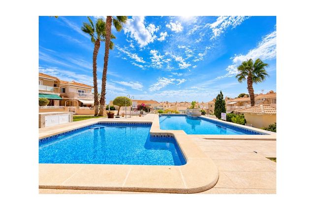 2 quarto Casa em Banda para venda em Ciudad Quesada, Rojales com piscina - 195 000 € (Ref: 10128251)