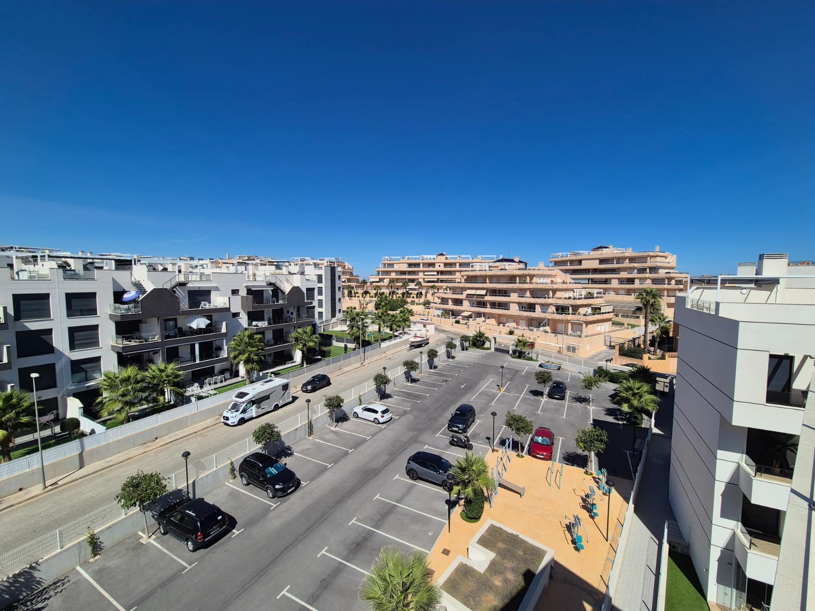 3 sypialnia Penthouse na sprzedaż w Orihuela z basenem garażem - 370 000 € (Ref: 10128253)