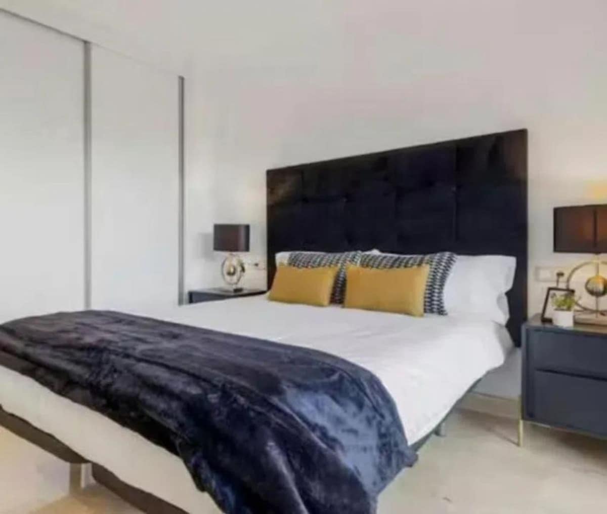 2 soveværelse Lejlighed til salg i Buenas Noches med swimmingpool garage - € 480.000 (Ref: 10128255)