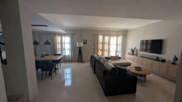 4 chambre Maison de Ville à vendre à Guadalmina Alta, Marbella avec piscine garage - 835 000 € (Ref: 10128256)
