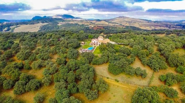 7 Zimmer Finca/Landgut zu verkaufen in Ronda mit Pool Garage - 16.500.000 € (Ref: 10128257)