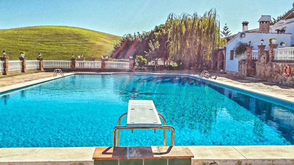 6 sovrum Finca/Hus på landet till salu i Casarabonela med pool garage - 5 300 000 € (Ref: 10128259)