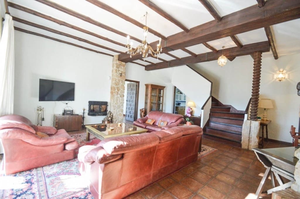 10 bedroom Finca/Country House for sale in Ronda with pool garage - € 2,660,000 (Ref: 10128261)