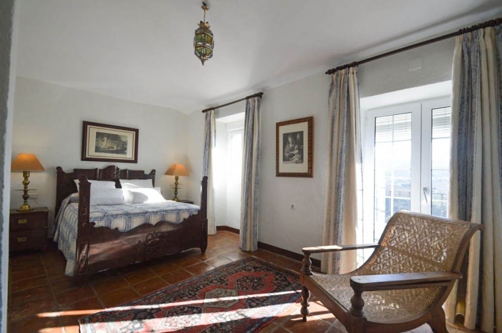 10 bedroom Finca/Country House for sale in Ronda with pool garage - € 2,660,000 (Ref: 10128261)