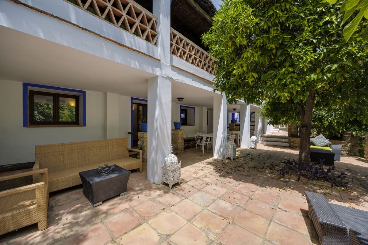 9 bedroom Villa for sale in Gaucin with pool - € 995,000 (Ref: 10128265)