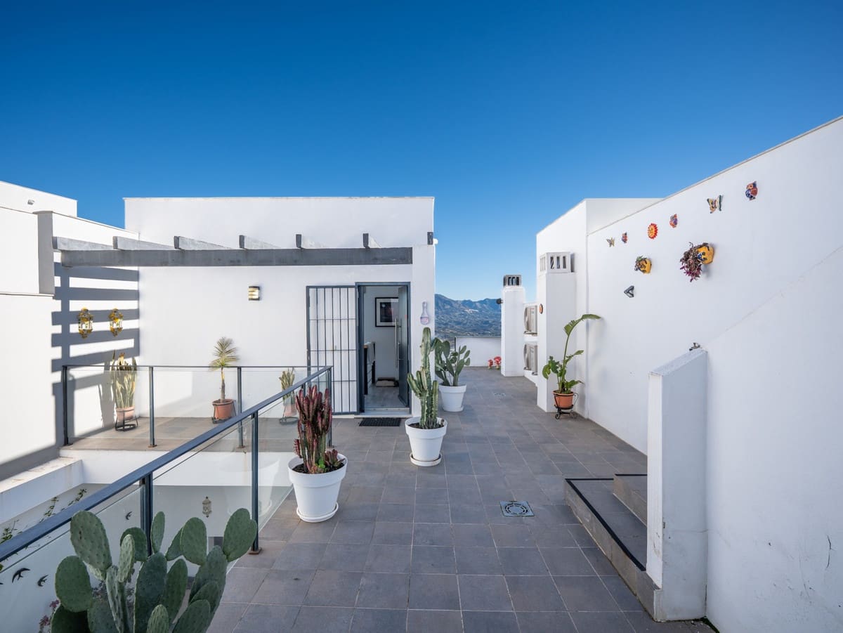3 chambre Maison de Ville à vendre à Marbella avec piscine garage - 595 000 € (Ref: 10128267)