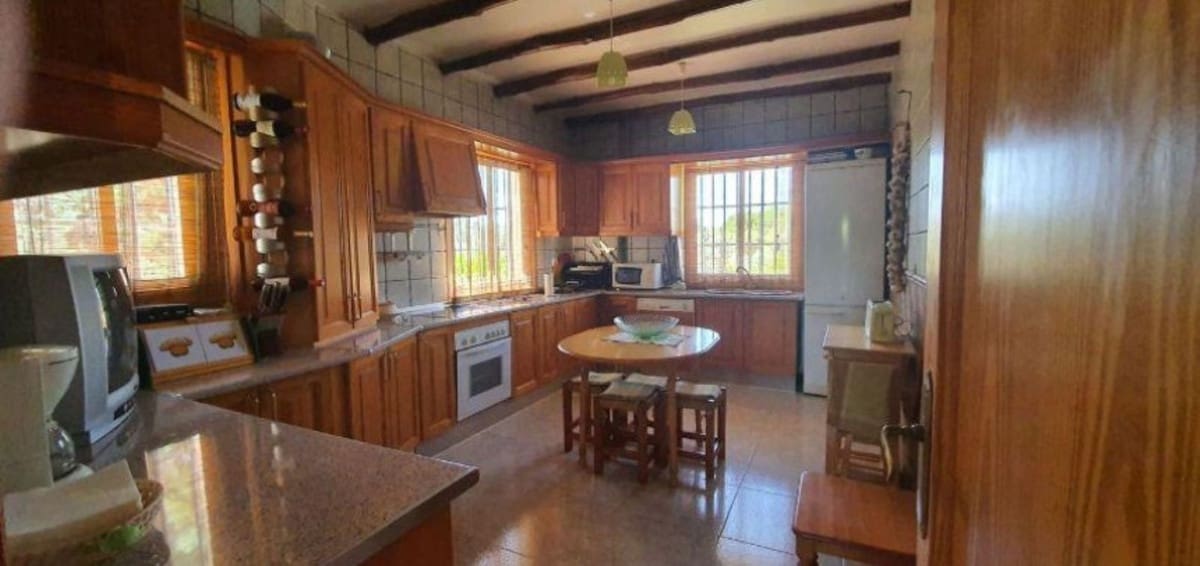 6 bedroom Finca/Country House for sale in Ronda with pool garage - € 770,000 (Ref: 10128277)