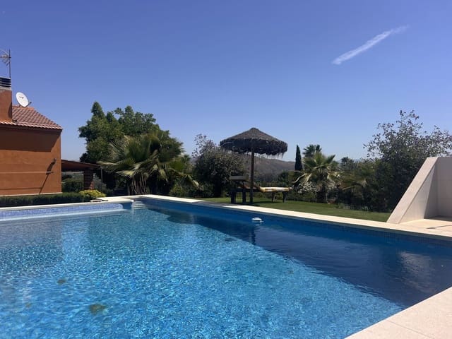 Finca/Casa Rural de 2 habitaciones en Cártama en venta con piscina garaje - 339.000 € (Ref: 10128280)
