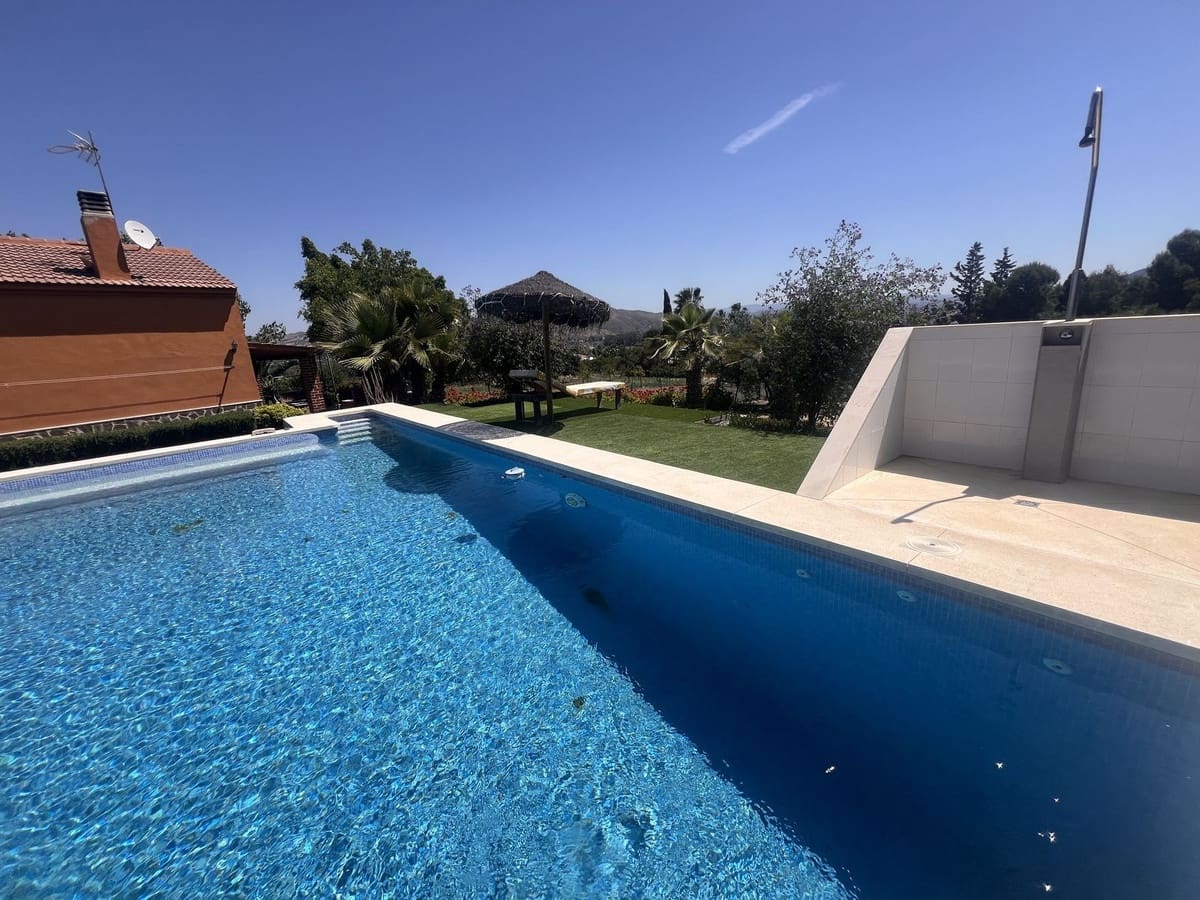Finca/Casa Rural de 2 habitaciones en Cártama en venta con piscina garaje - 339.000 € (Ref: 10128280)