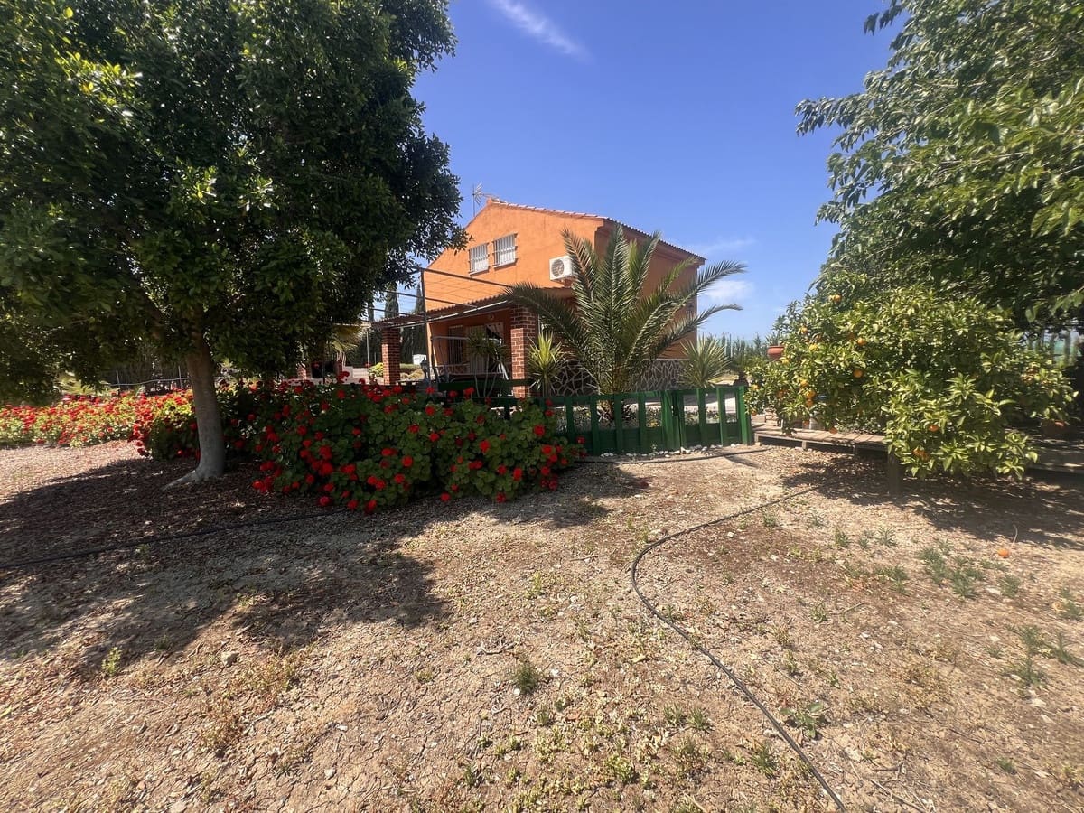 Finca/Casa Rural de 2 habitaciones en Cártama en venta con piscina garaje - 339.000 € (Ref: 10128280)