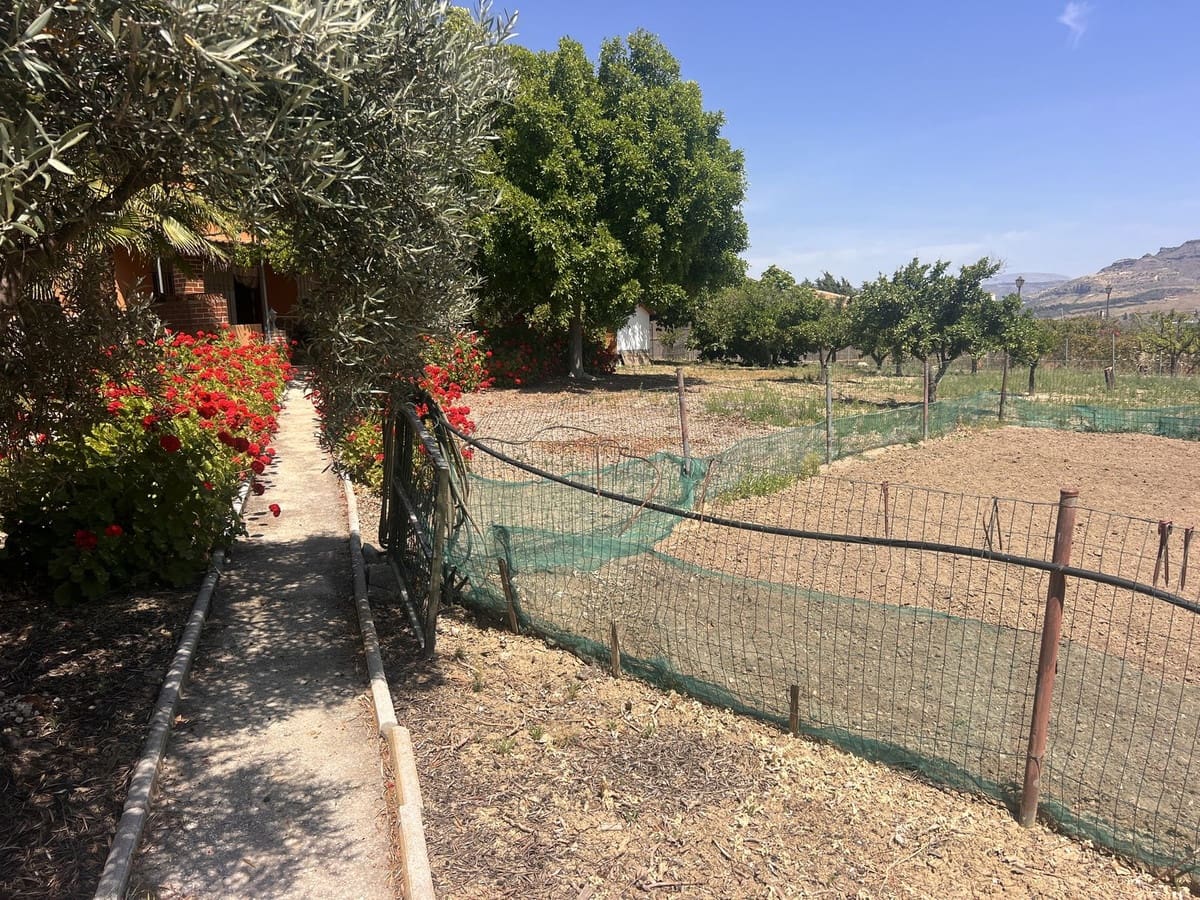 Finca/Casa Rural de 2 habitaciones en Cártama en venta con piscina garaje - 339.000 € (Ref: 10128280)